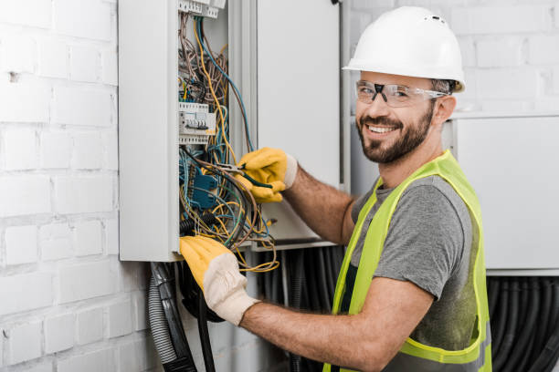 Best Affordable Emergency Electrician  in Highland City, FL