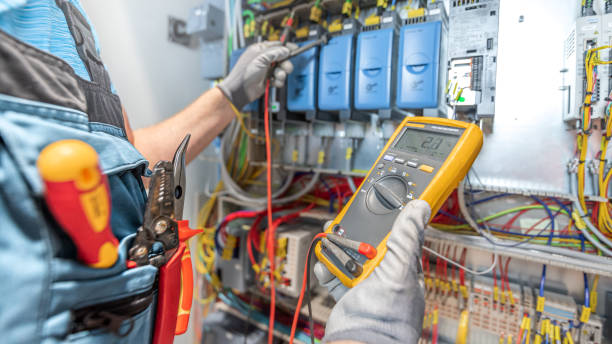 Best Local Electrician Companies  in Highland City, FL